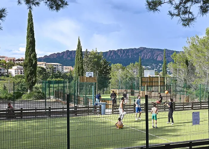 Apartment Village Cap Esterel - Les Bastides-6 By Interhome