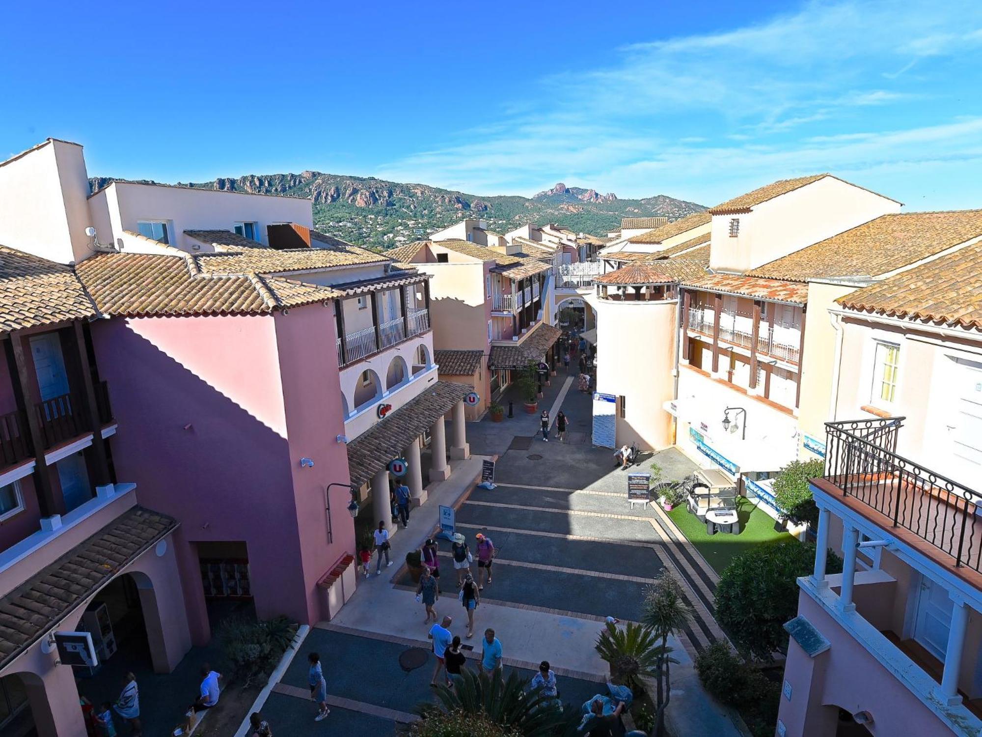 Apartment Village Cap Esterel - Les Bastides-6 By Interhome
